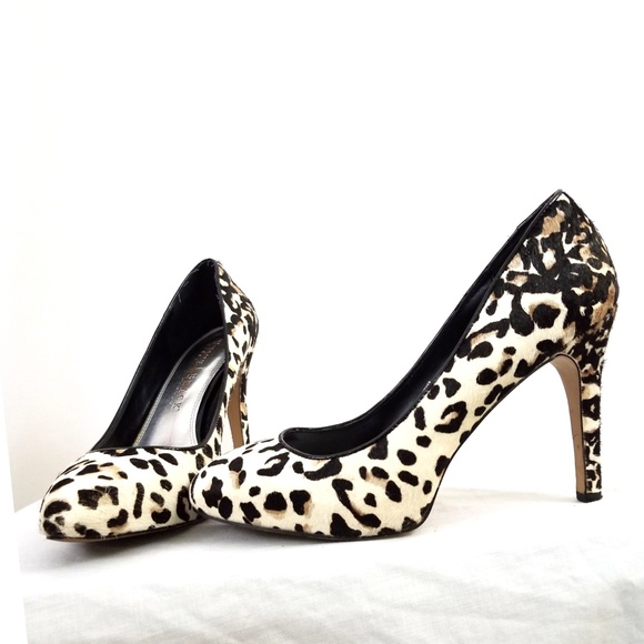 White House Black Market Shoes - White House Black Market Size 8 Panther Pumps
